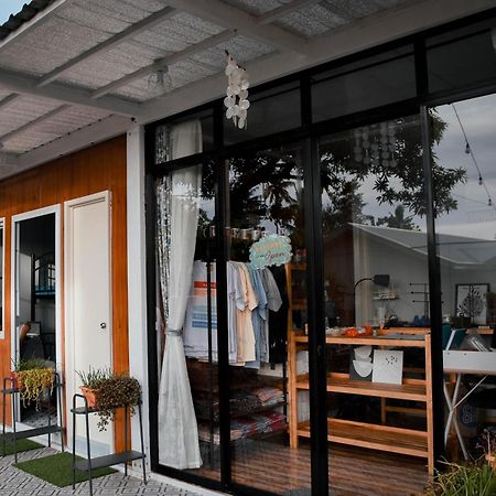 Olive Hostel Roxas City Kültér fotó