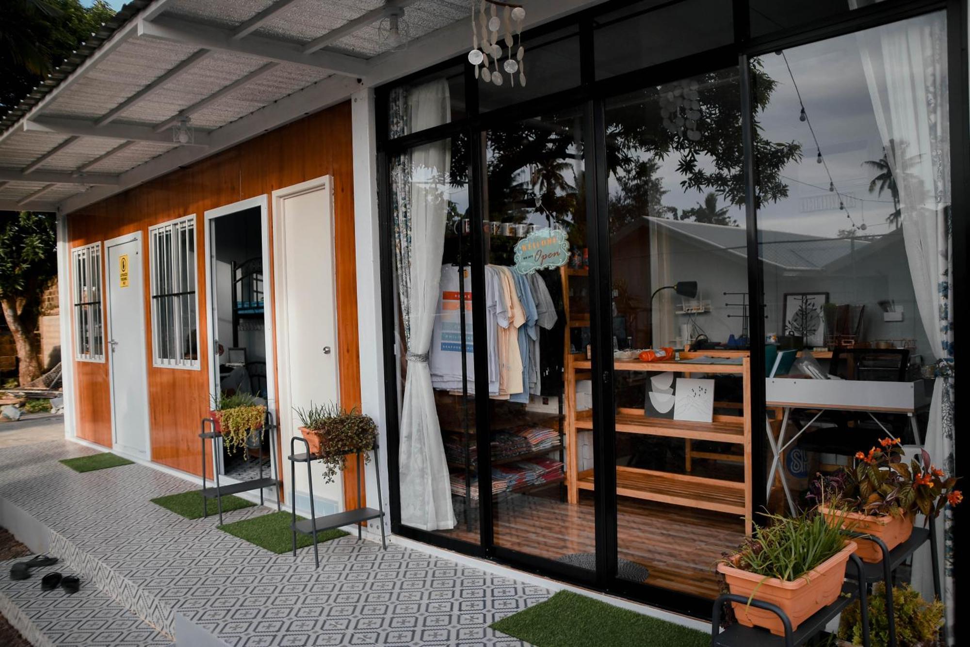 Olive Hostel Roxas City Kültér fotó